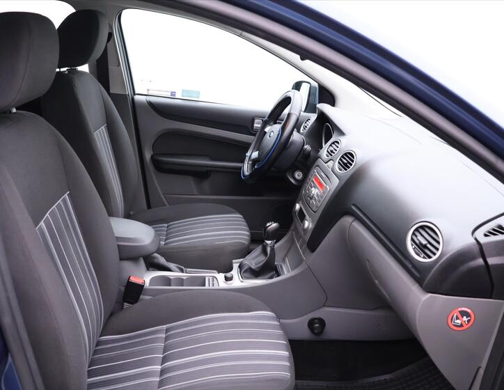 Ford Focus 12