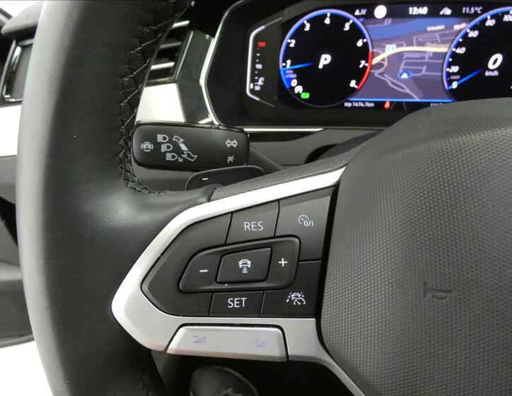 Volkswagen Passat 16