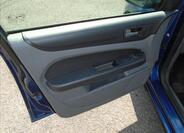 Ford Focus 10