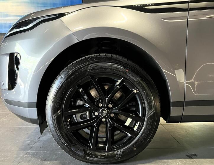 Land Rover Range Rover Evoque 3