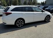 Toyota Auris 4