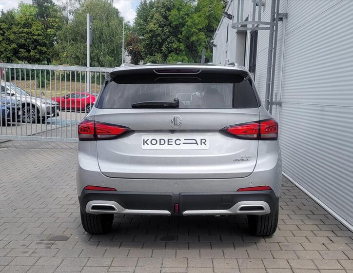MG ZS 5