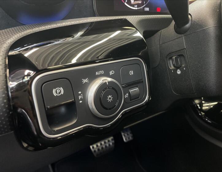 Mercedes-Benz Třídy A 11