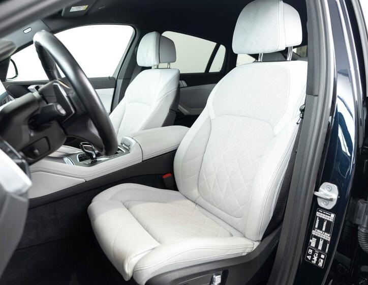 BMW X6 18