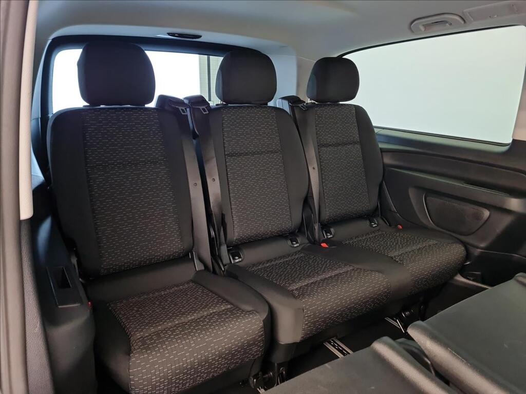 Mercedes-Benz Vito 19