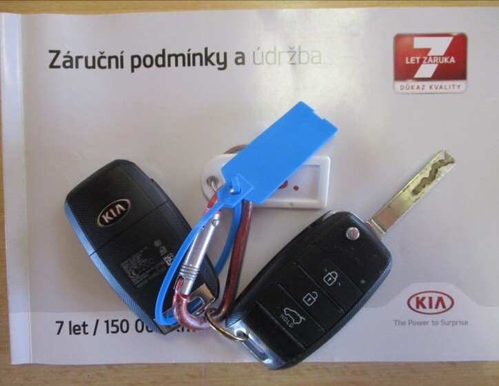 KIA Rio 29