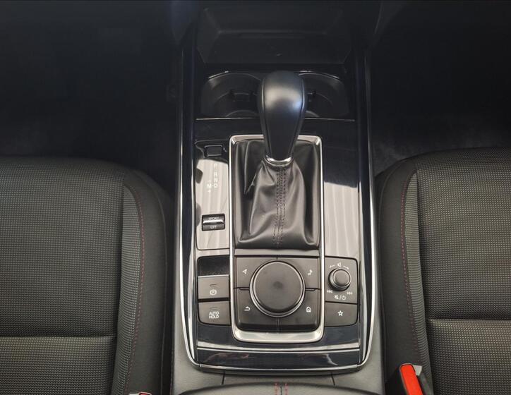 Mazda CX-30 10
