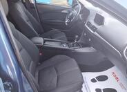 Mazda 3 8