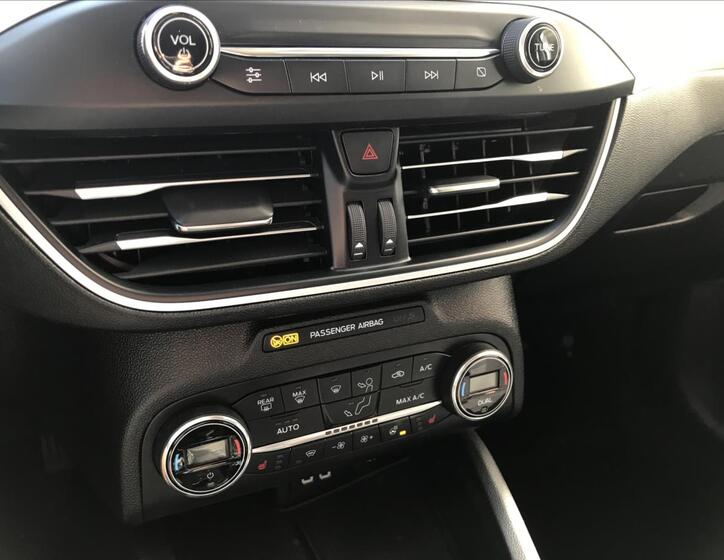 Ford Focus 14