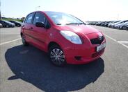 Toyota Yaris 1