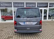 Volkswagen Multivan 5