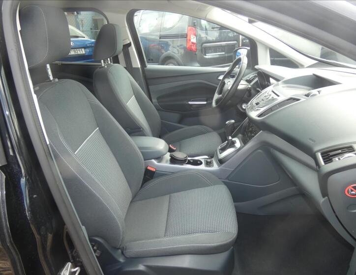 Ford Grand C-MAX 10