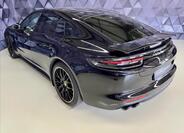 Porsche Panamera 5