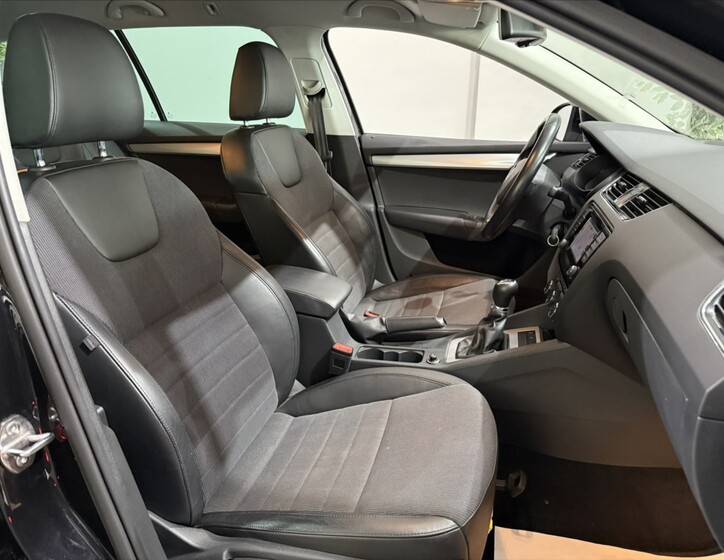 Škoda Octavia 21