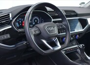 Audi Q3 21