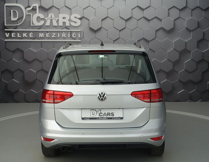 Volkswagen Touran 4