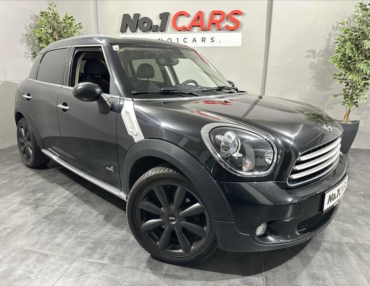 Mini Countryman 1