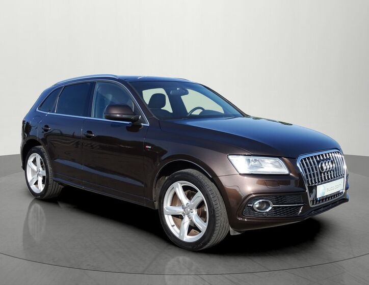 Audi Q5 6