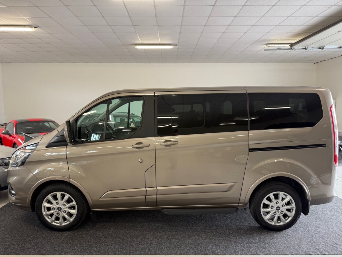 Ford Tourneo Custom