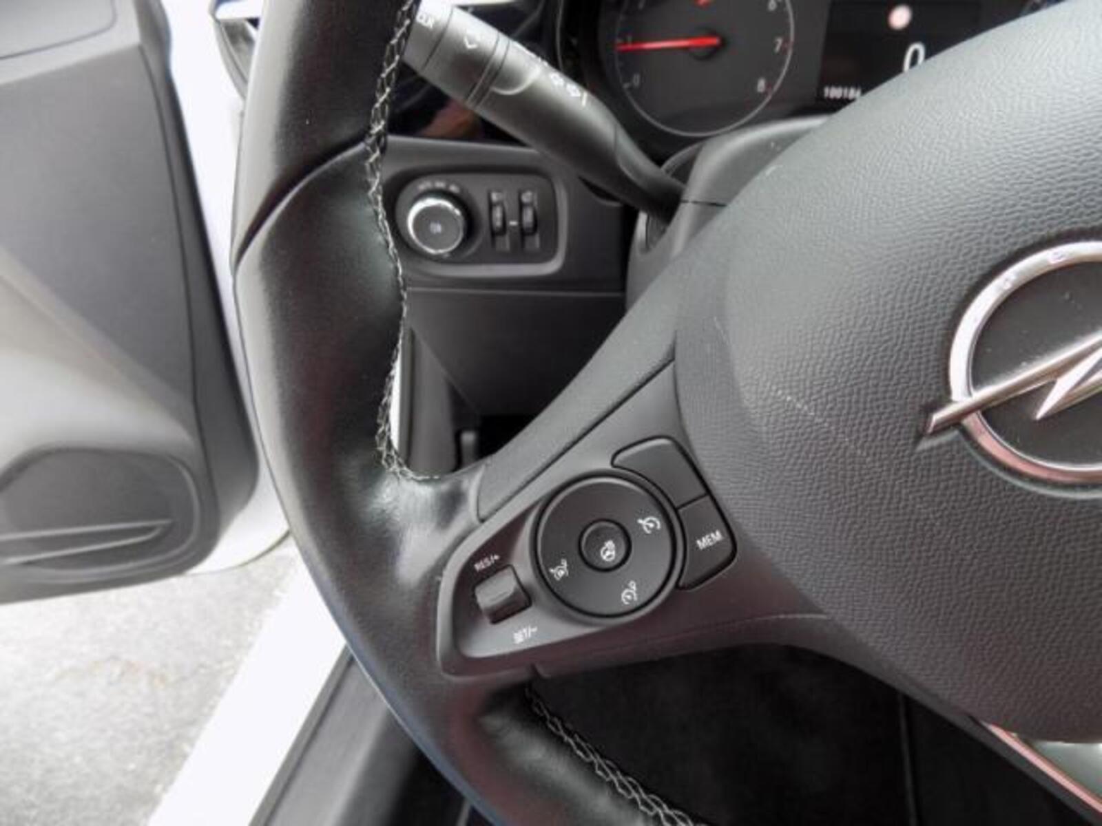 Opel Corsa 22