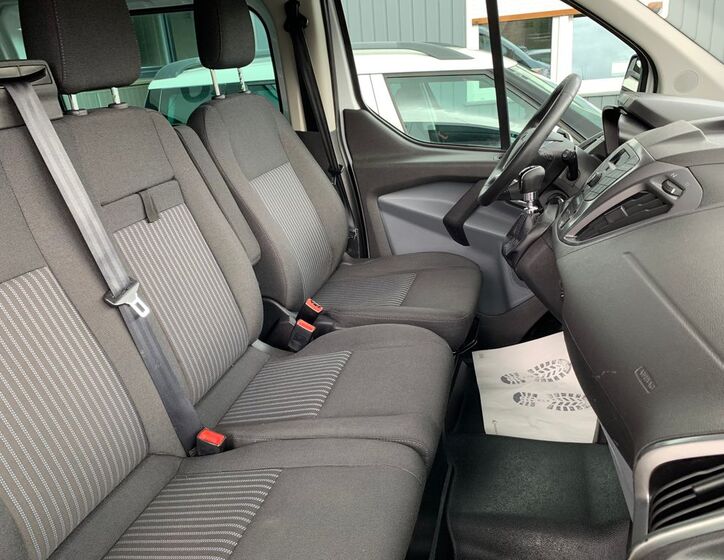 Ford Transit Custom 24