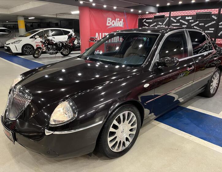 Lancia Thesis 1