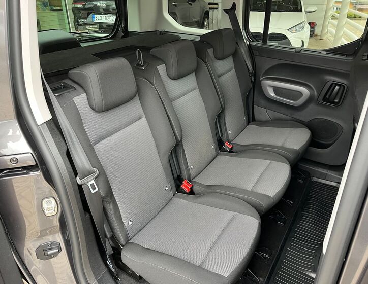 Toyota ProAce City Verso 16