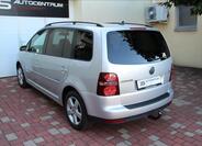 Volkswagen Touran 10