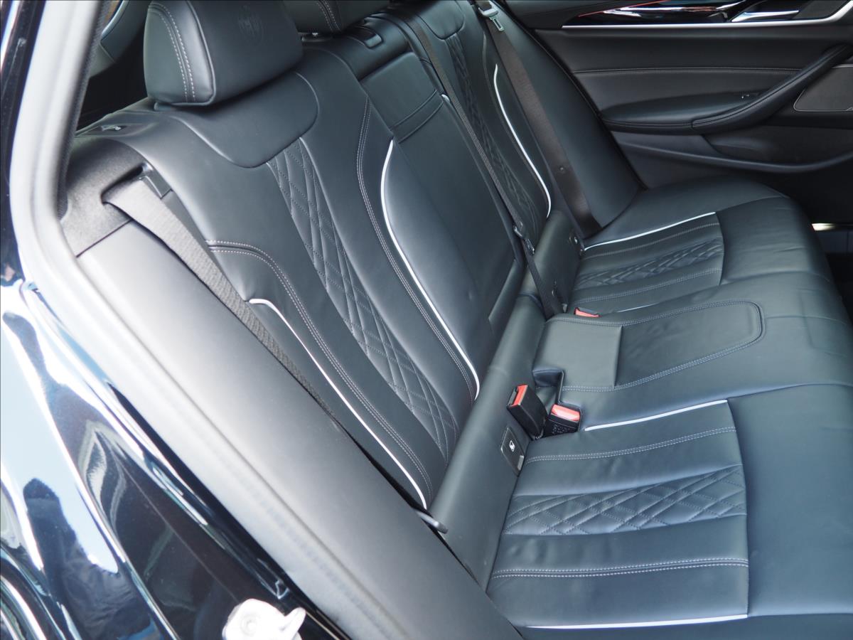 Alpina B5