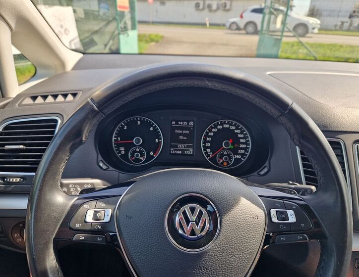 Volkswagen Sharan 16