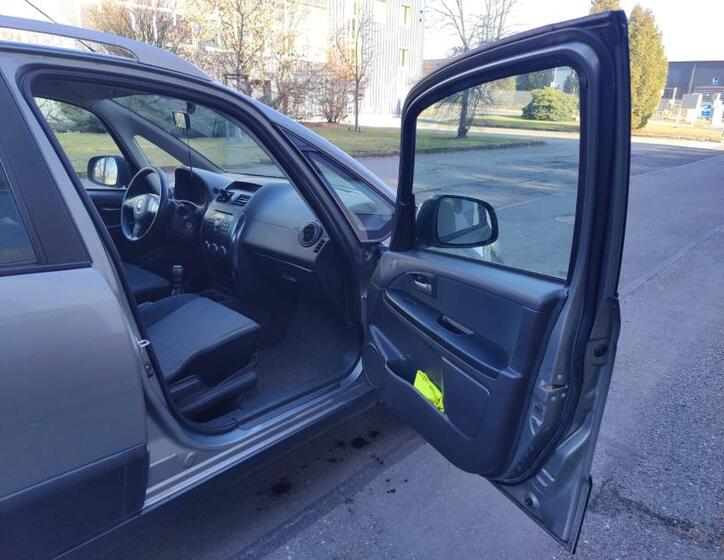 Fiat Sedici 19