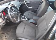 Opel Astra 8