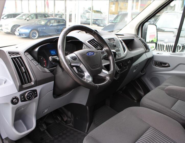 Ford Transit 10
