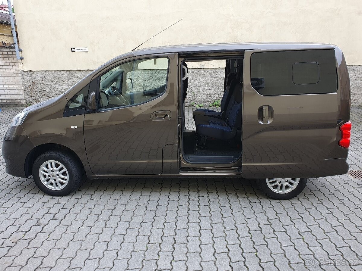 Nissan NV200
