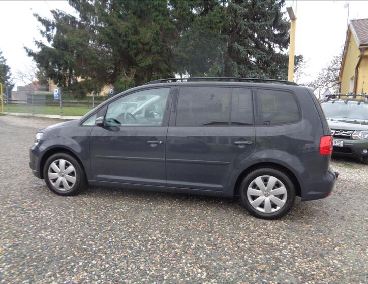 Volkswagen Touran 4