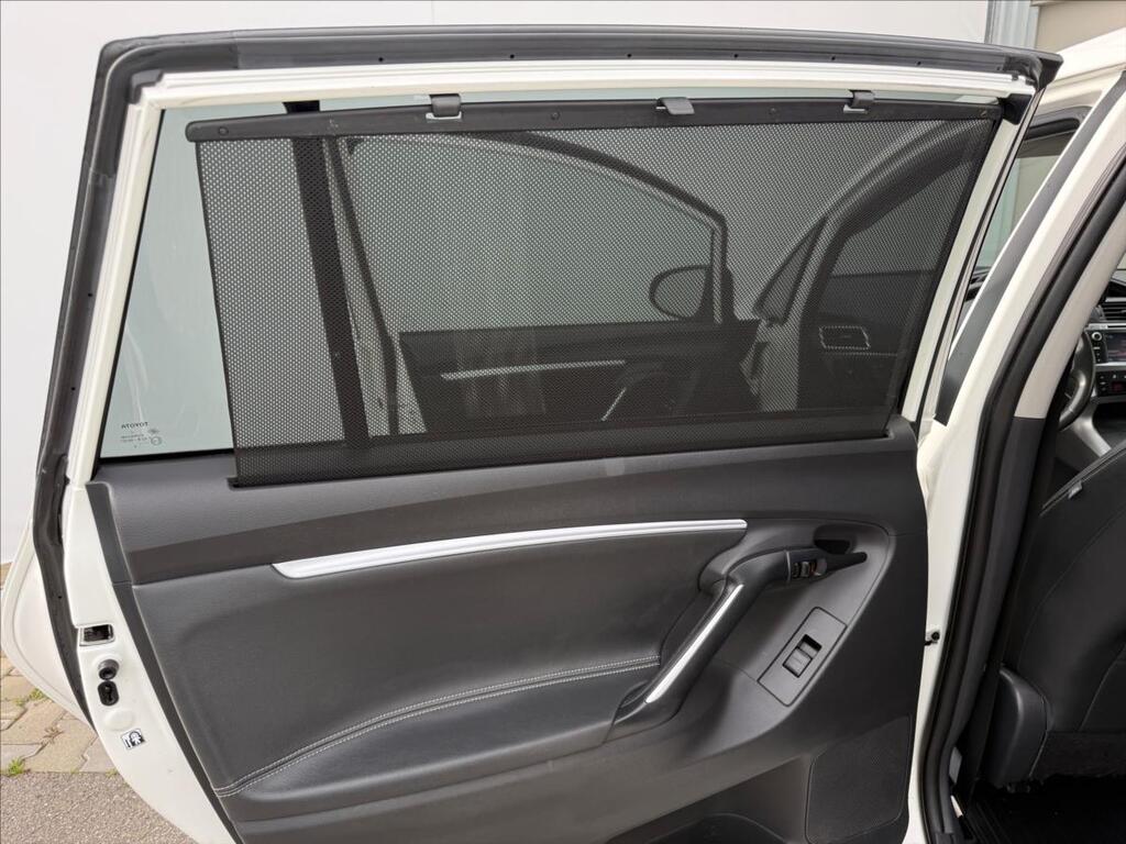 Toyota Verso 20