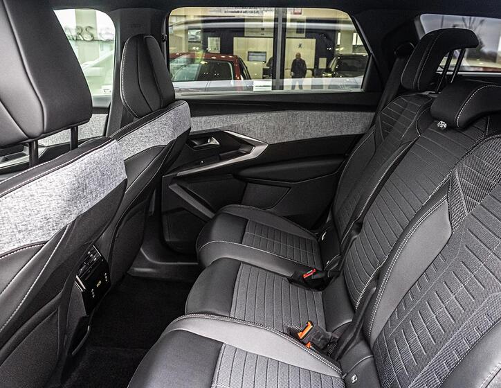 Peugeot 5008 13