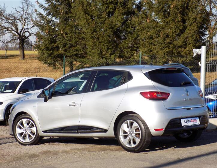 Renault Clio 40