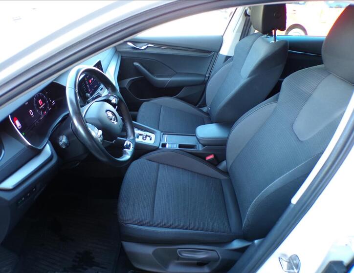Škoda Octavia 19