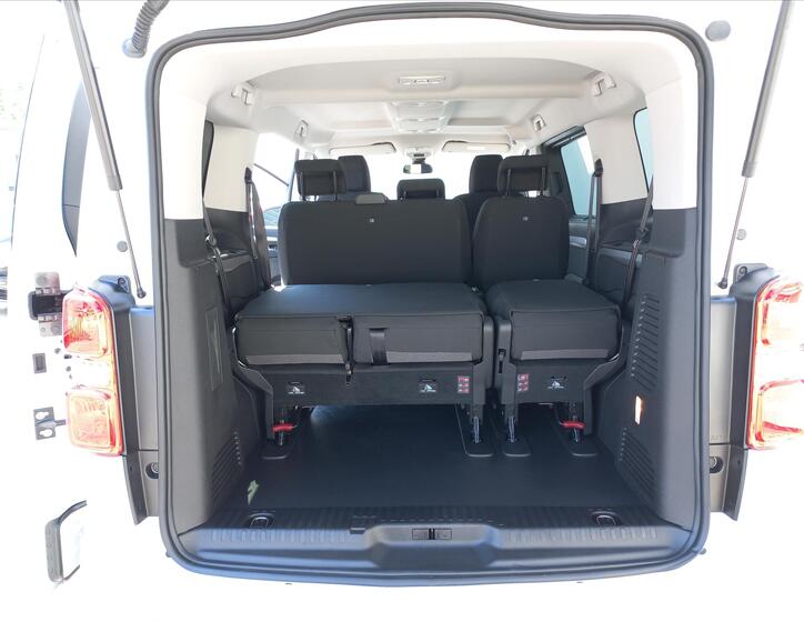 Toyota ProAce Verso 12
