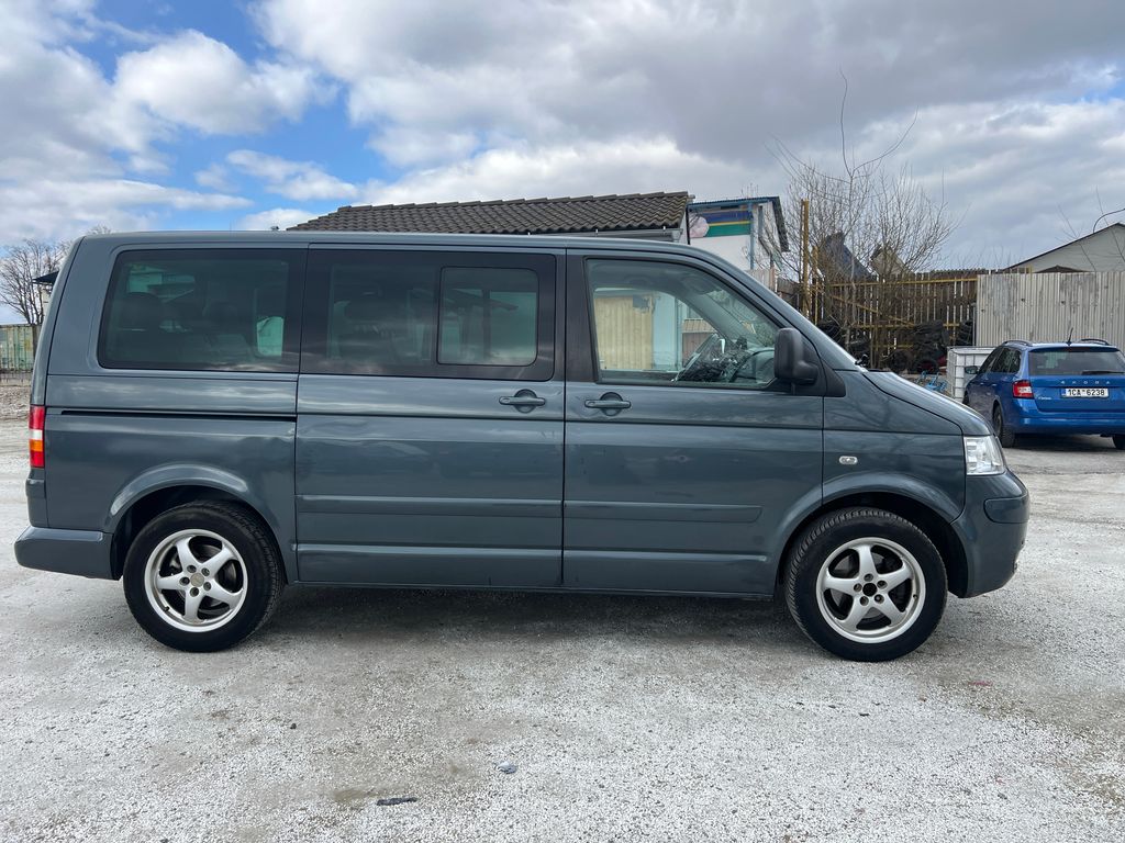 Volkswagen Multivan