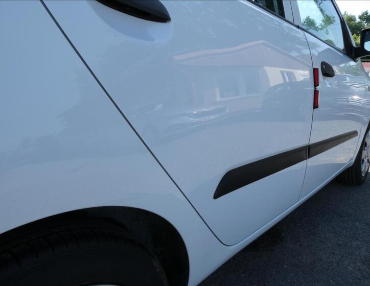 Hyundai i10 11