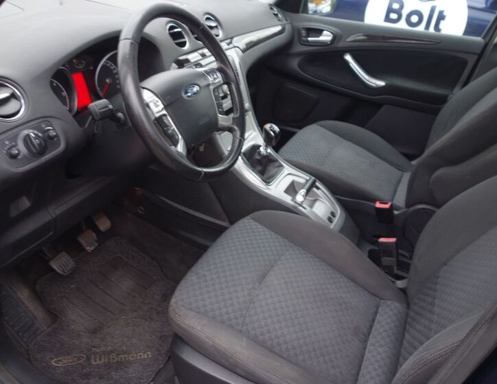 Ford Galaxy 15
