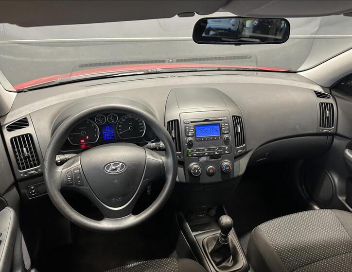 Hyundai i30 19