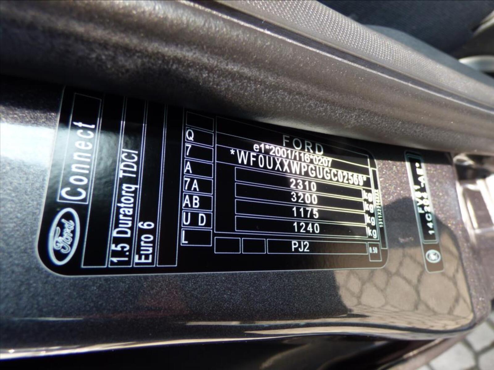 Ford Tourneo Connect 58