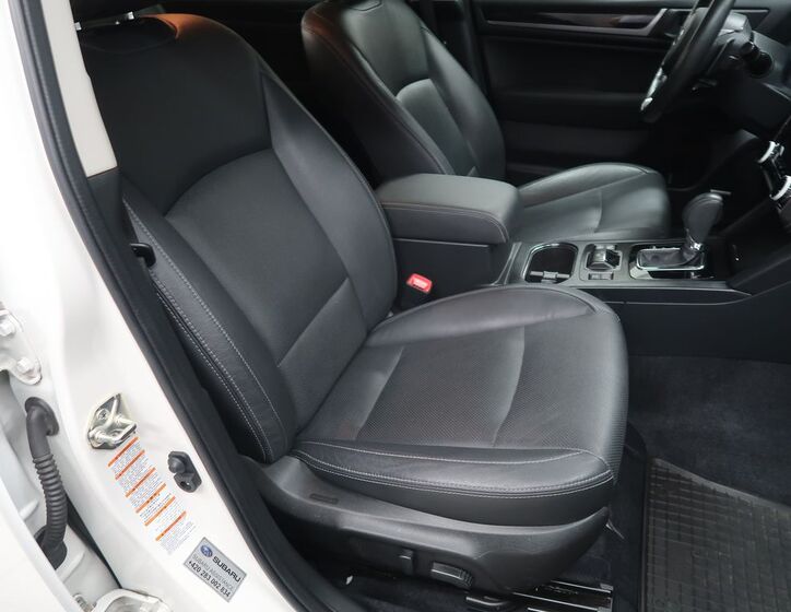 Subaru Outback 13