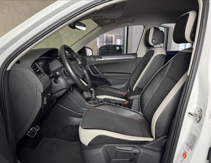 Volkswagen Tiguan 26