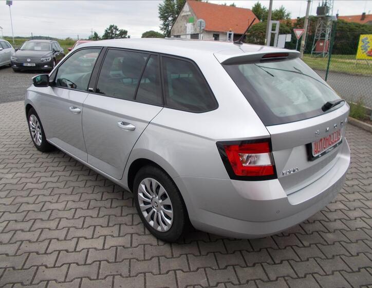 Škoda Fabia 12