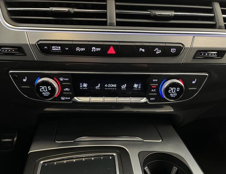 Audi Q7 15