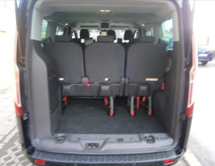 Ford Tourneo Custom 7